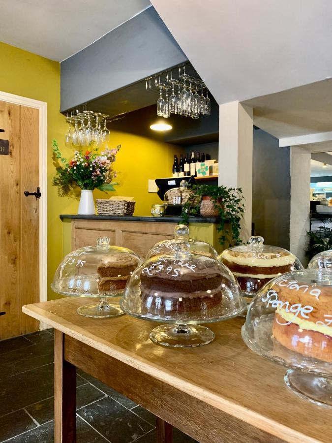 Blas At Fronlas Cafe - The Heart Of Newport Newport  Exterior foto